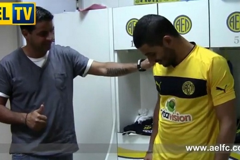 Οι νέες εμφανίσεις της ΑΕΛ (video)