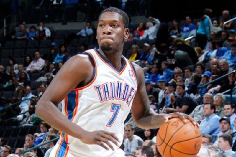 Συμφωνία του Ρόγιαλ Άιβι με τους 76ερς