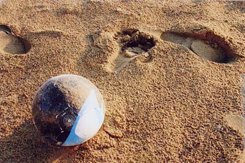 Στη… σέντρα για το mini Πρωτάθλημα Beach Soccer Γυναικών 2012