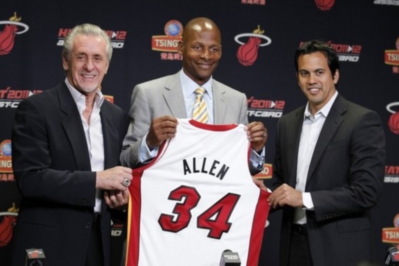 Ξεκίνημα με Σέλτικς για τους Χιτ