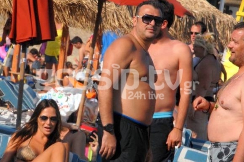 Ρέμος-Μπόσνιακ: Πρώτη… ξαπλώστρα θάλασσα (photos)