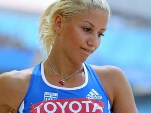 Βούλα Παπαχρήστου – Διυλίζοντας τον κώνωπα, κατάπιε τον αποκλεισμό