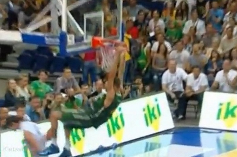 Ολυμπιακοί Αγώνες 2012: Το απίστευτο κάρφωμα του Βαλαντσιούνας (video)