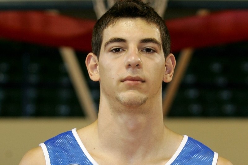 Ανακοινώνει Αντωνάκη ο Ηλυσιακός