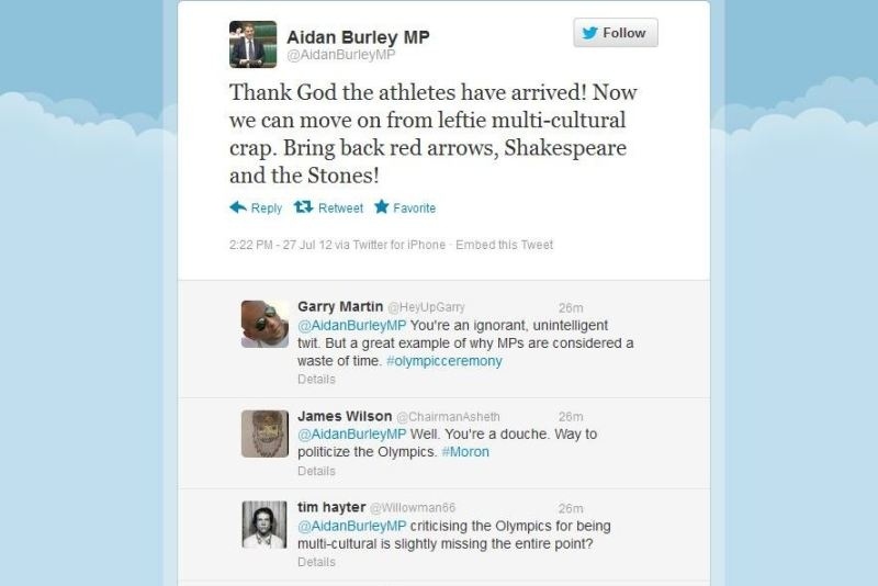 Τελετή έναρξης-Άγγλος Βουλευτής: «Ευτυχώς έφτασαν οι αθλητές!»