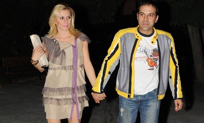 Βαπτίζουν την κόρη τους Καραβάτου-Κατσούλης