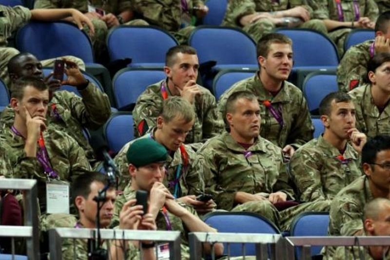 Λονδίνο 2012: Επιστράτευσαν τον... στρατό, ελλείψει κόσμου! (photos)