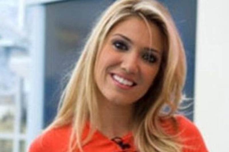 Παπαβασιλείου: «Θέλω έναν έρωτα που θα εξελιχθεί σε αγάπη»