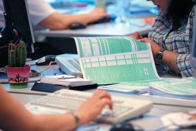 Σε δύο ημέρες πρέπει να υποβληθούν 600.000 δηλώσεις
