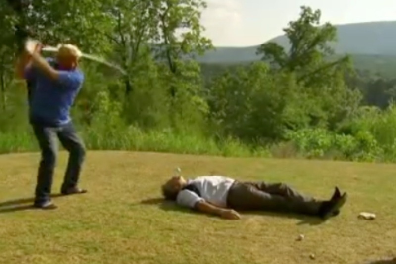 Σούταρε το μπαλάκι από το στόμα! (video)