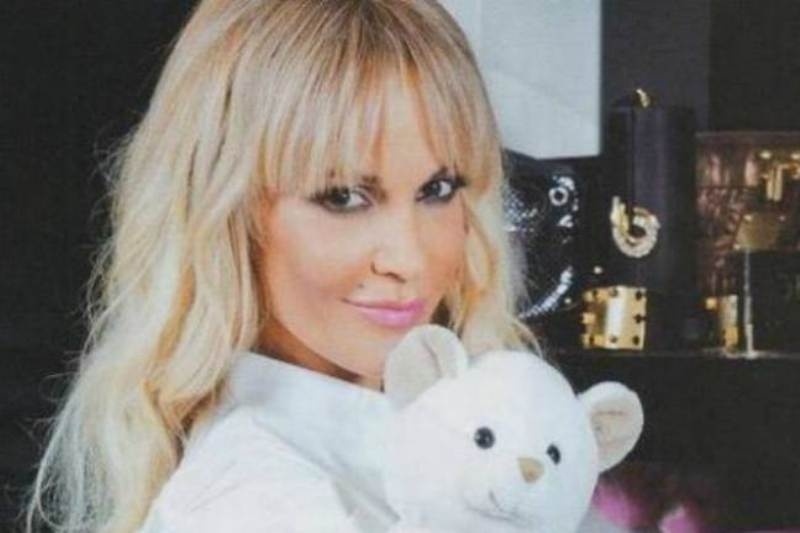 Καλογρίδη: Νέα σέξι φωτογραφία στο twitter! (photos)