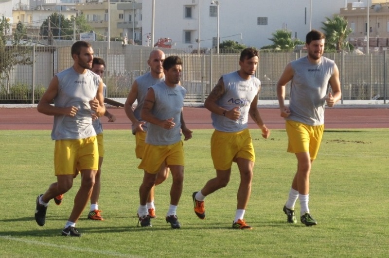 Τρεις ατομικό στον Εργοτέλη