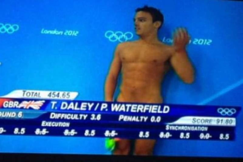 Ολυμπιακοί Αγώνες 2012: Γυμνός αθλητής στο ντουζ;