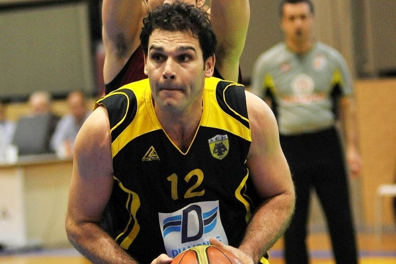 Εν αναμονή του Σκλάβου στο Περιστέρι