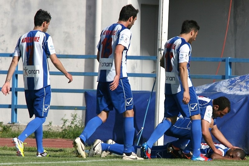 Με 25 παίκτες στη Νάουσα η Καλλιθέα