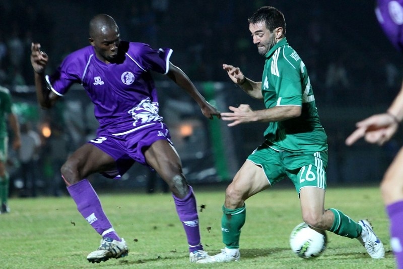 Έμεινε Ψαχνά ο Ποκόνγκ