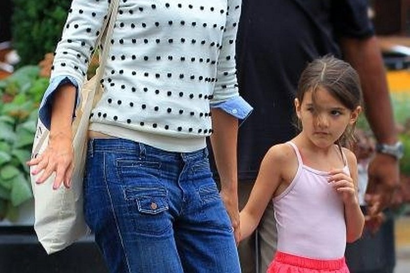 Το νέο σχολείο της Suri Cruise