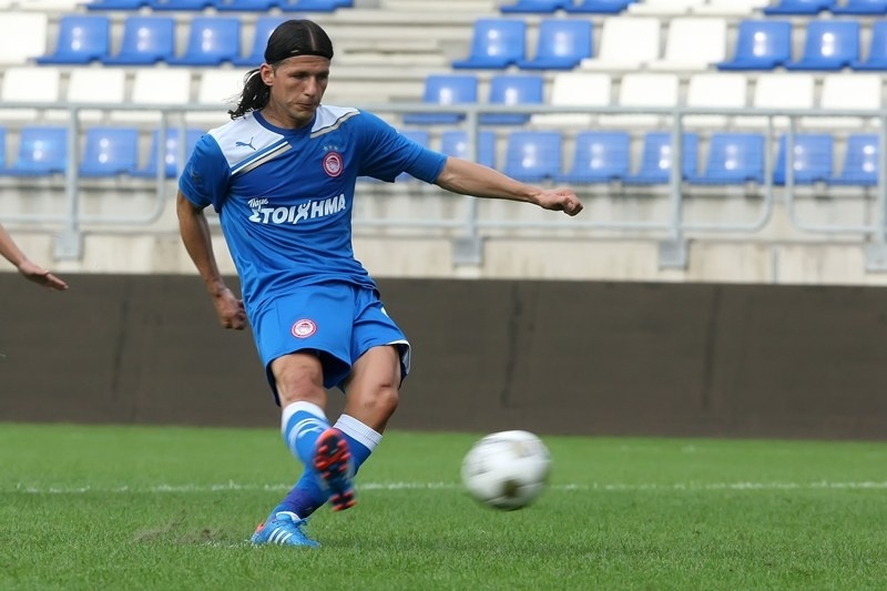 Πάντελιτς: «Να ανταποδώσω την εμπιστοσύνη του Ολυμπιακού»