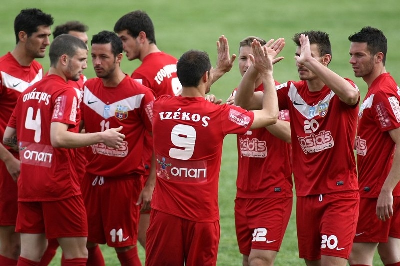 Διπλό «χτύπημα» από Τύρναβο