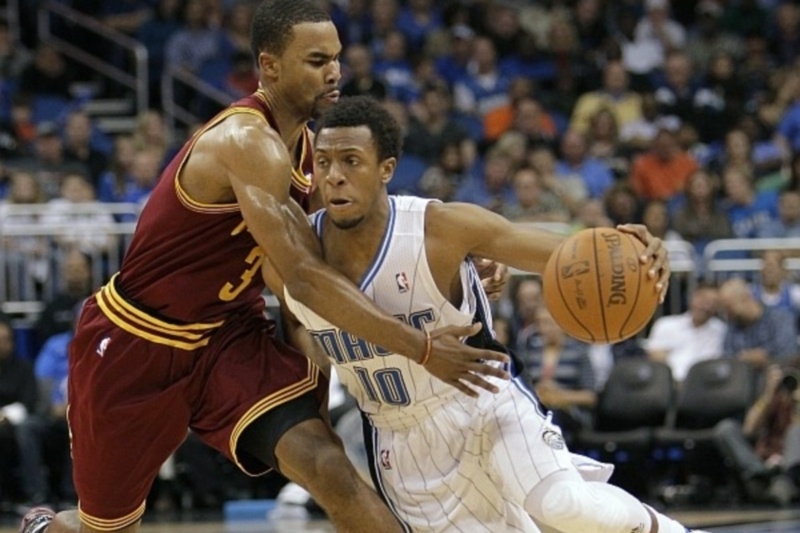 Ανανέωσε με Μάτζικ ο Ις Σμιθ