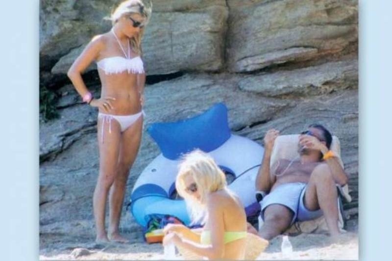 Ο Λιάγκας, η Σκορδά και το…. XLarge σωσίβιο
