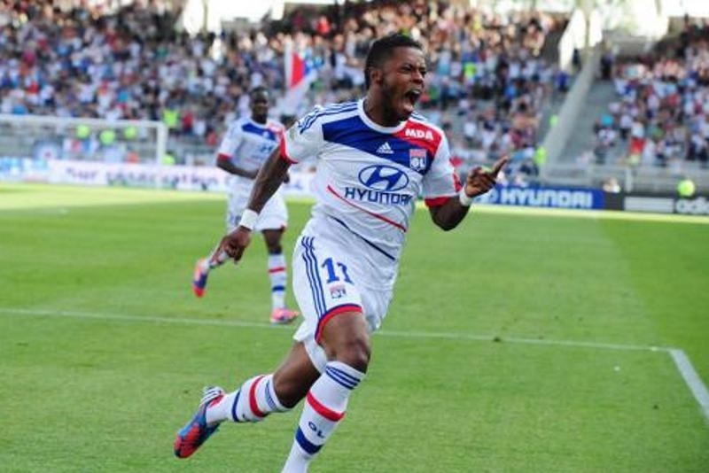 Το ψαλιδάκι-γκολ του Μπάστος σε φωτογραφία GIF