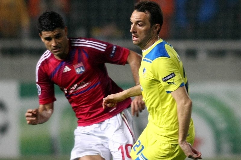 Αμφίβολος ο Μαντούκα με Νέφτσι