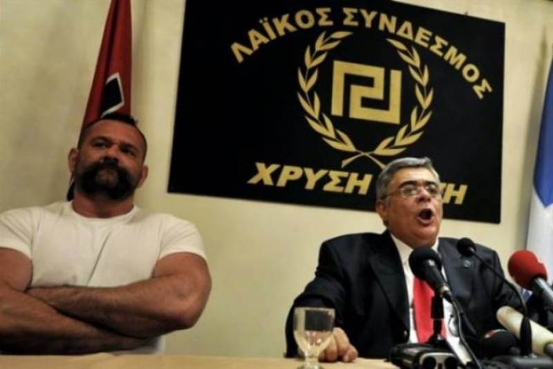 Χρυσή Αυγή: Εκβιάζουν τον ελληνικό λαό