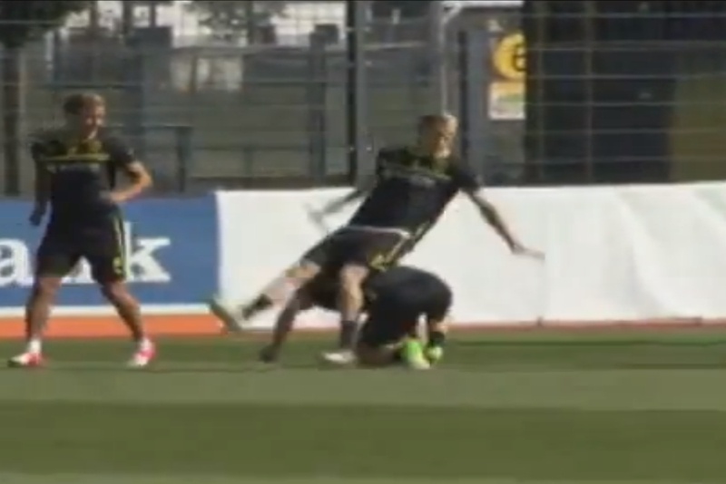 «Έστρωσε» τον... νέο ο Λεβαντόφσκι! (video)