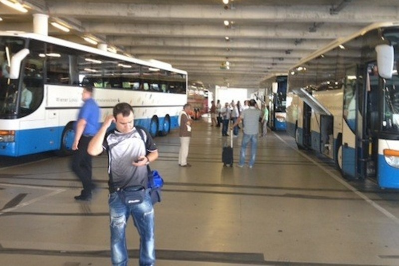 Υποδοχή από την Αστυνομία στη Βιέννη για ΠΑΟΚ!