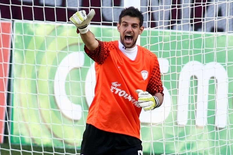 Στον Γηραιό Λιαπάκης, Βοσνιάδης