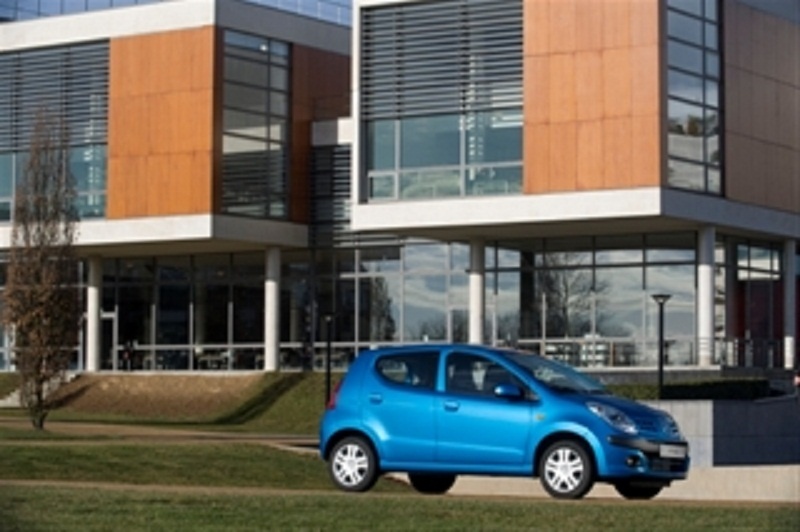 Nissan Pixo