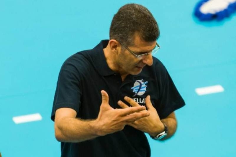 Καζάζης: «Χάσαμε από λάθη στην επίθεση»