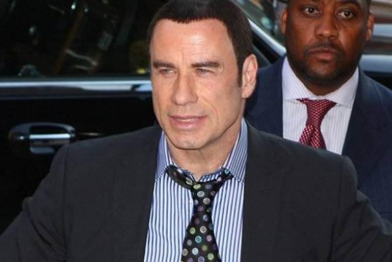 Ο John Travolta είχε σχέση έξι ετών με πρώην συνεργάτη του