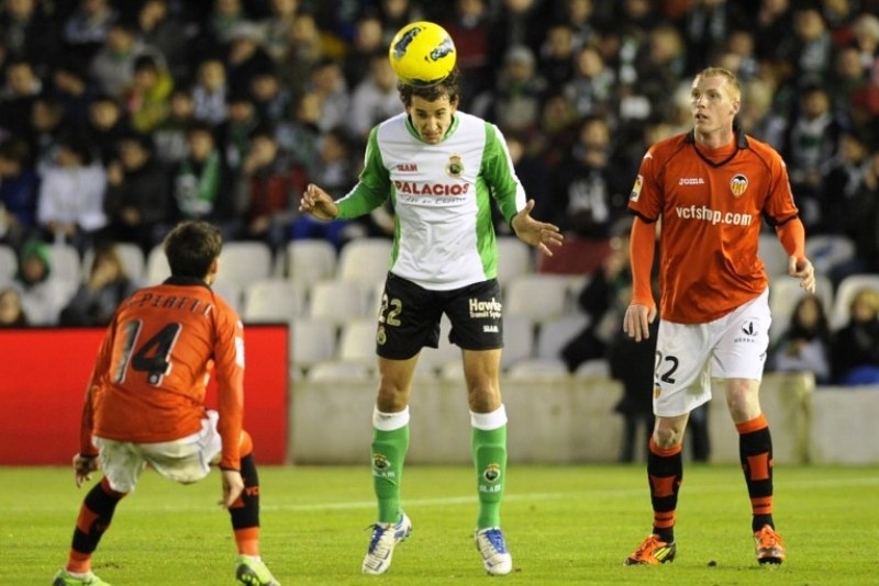 Στην Εσπανιόλ ο Στουάνι