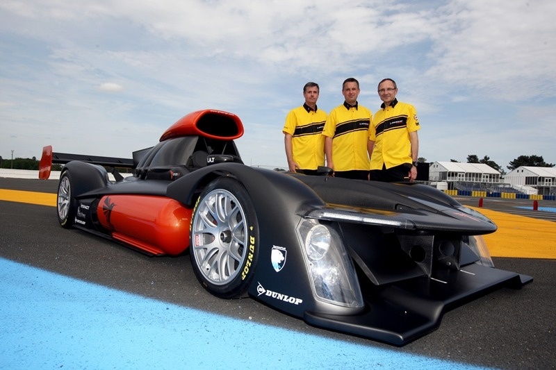 Η Dunlop αναγγέλλει τη συνεργασία της στην αγωνιστική κατηγορία GreenGT