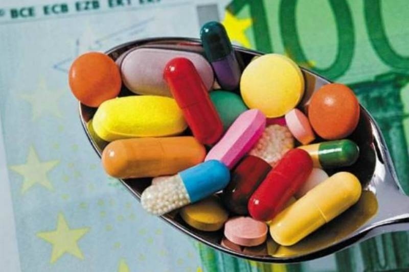 Φάρμακα με μετρητά - Συνεχίζουν οι φαρμακοποιοί