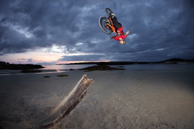 Επέκταση των ποδιών του το... ποδήλατο! (video)