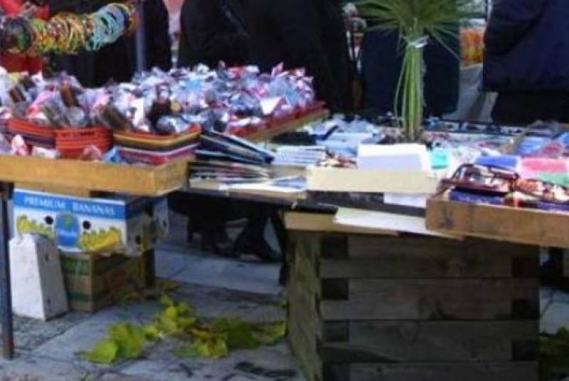 Μικροπωλητές: Να συνεχίσει τις εφόδους της η Χρυσή Αυγή