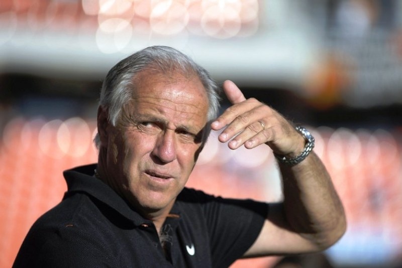 Ζιράρ: «Θέλουμε επιτυχία στο Champions League»