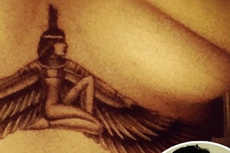 Το νέο, τεράστιο tattoo της Rihanna