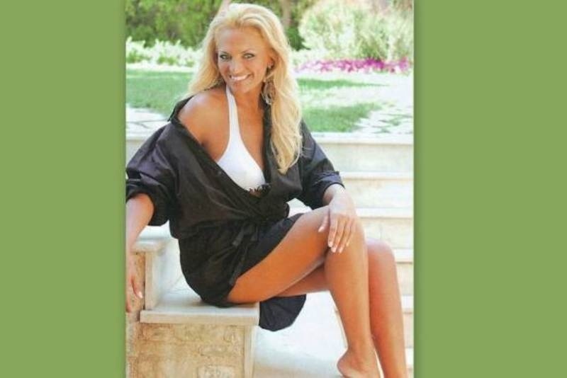 Νέο look για την Χριστίνα Λαμπίρη!