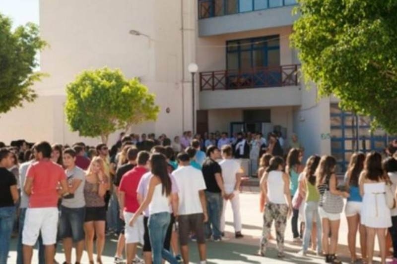 Το πρώτο κουδούνι της νέας σχολικής χρονιάς… φέρνει απεργίες