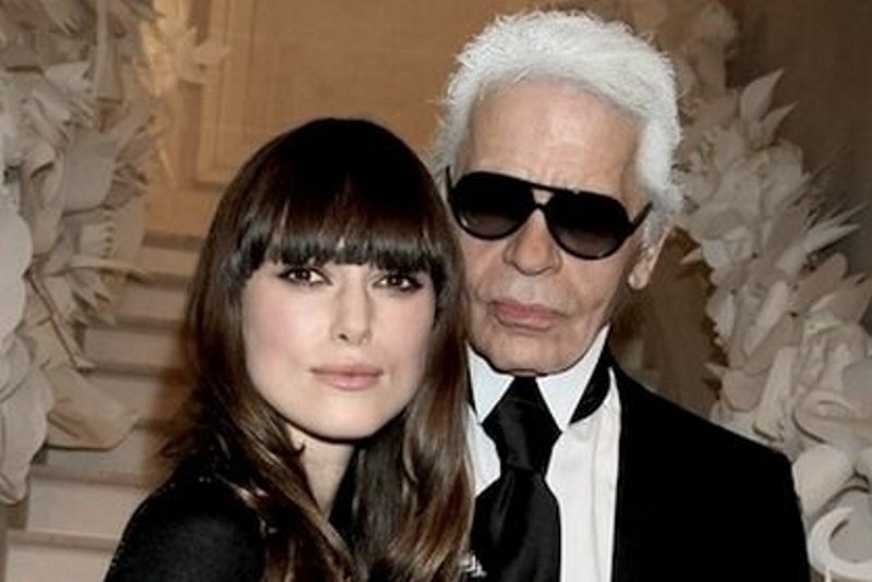 Lagerfeld: Γιατί δεν το βρίσκει καλή ιδέα να σχεδιάσει το νυφικό της Knightley