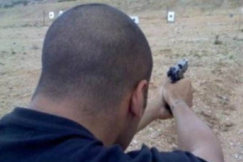 Ο αδερφός του Η. Κασιδιάρη!