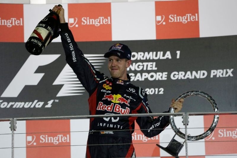 Ο Φέτελ «άρχοντας» της... νύχτας στη Σιγκαπούρη