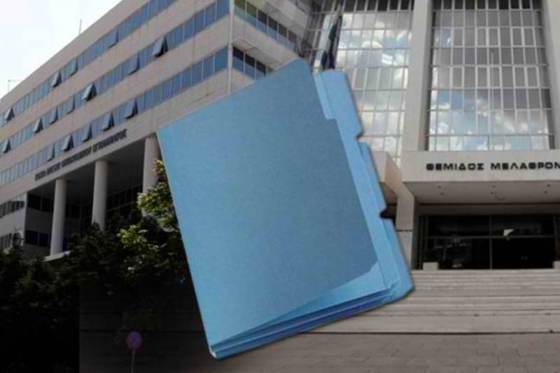 Στην Εισαγγελία η λίστα του ΣΔΟΕ με τους 32 πολιτικούς