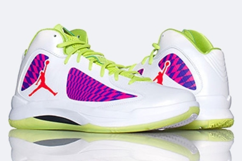 Αθλητικά παπούτσια για τον Macho Man (video)