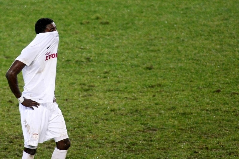 Μένουν οι υπογραφές με Τσιμπάμπα στην ΑΕΛ