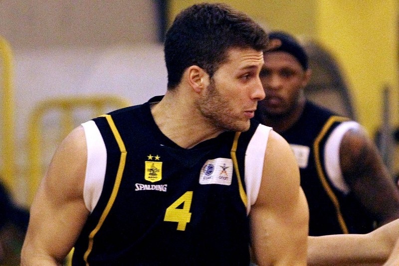 Αβελίνο: Παίρνει Μαυραειδή